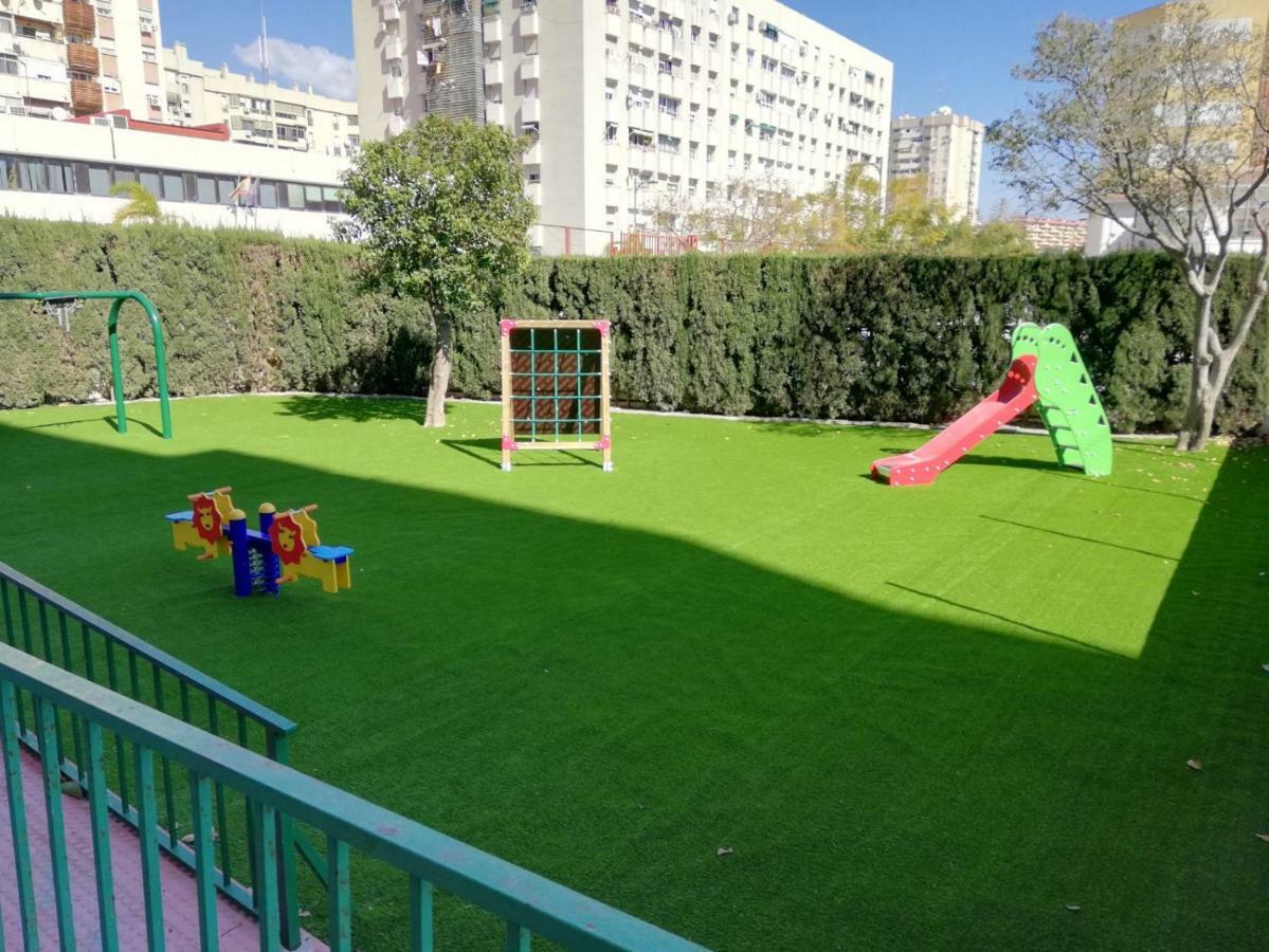 Apartamento Aurora Malaga Zewnętrze zdjęcie