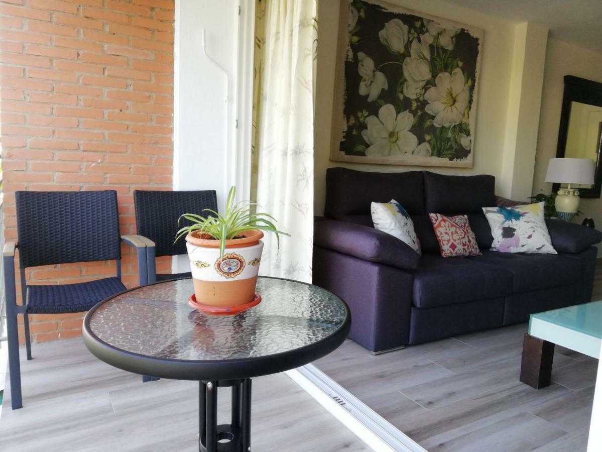 Apartamento Aurora Malaga Zewnętrze zdjęcie