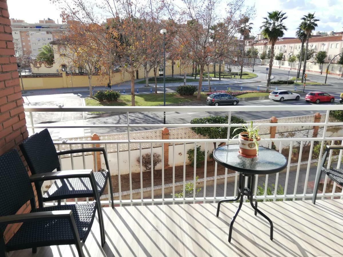 Apartamento Aurora Malaga Zewnętrze zdjęcie